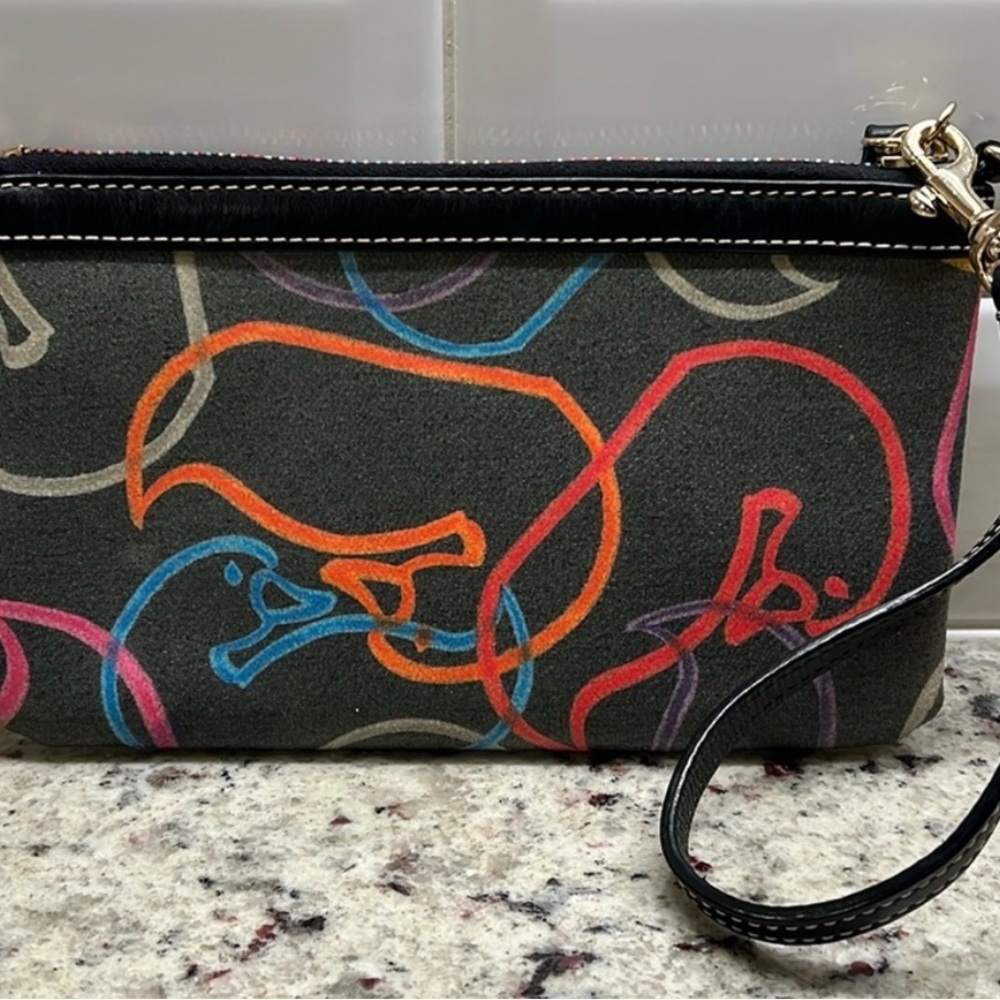 DOONEY and BOURKE RARE DUCK Wristlet. Rainbow zipper EUC - Picture 4 of 8